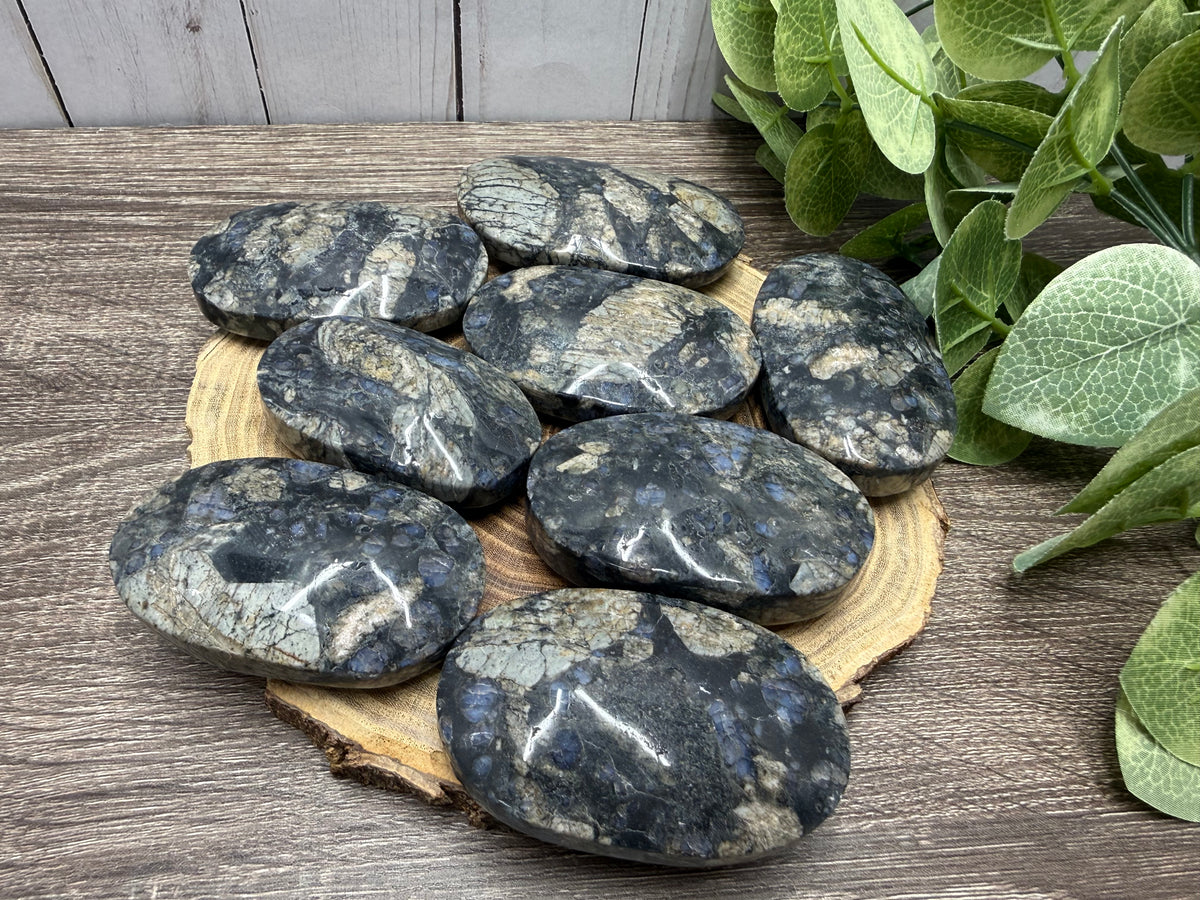 Quesera Palm Stones