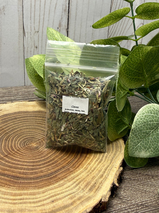 Clover , Red - Magick Herbs (Bagged)