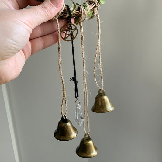 Witch Bells for Home Protection, Handmade Witchy Decor for Attracts Positive and Drive Out Negative, Boho Door Handle Garden Patio Magic Bell Beads Wicca Supplies, Hanging Bells