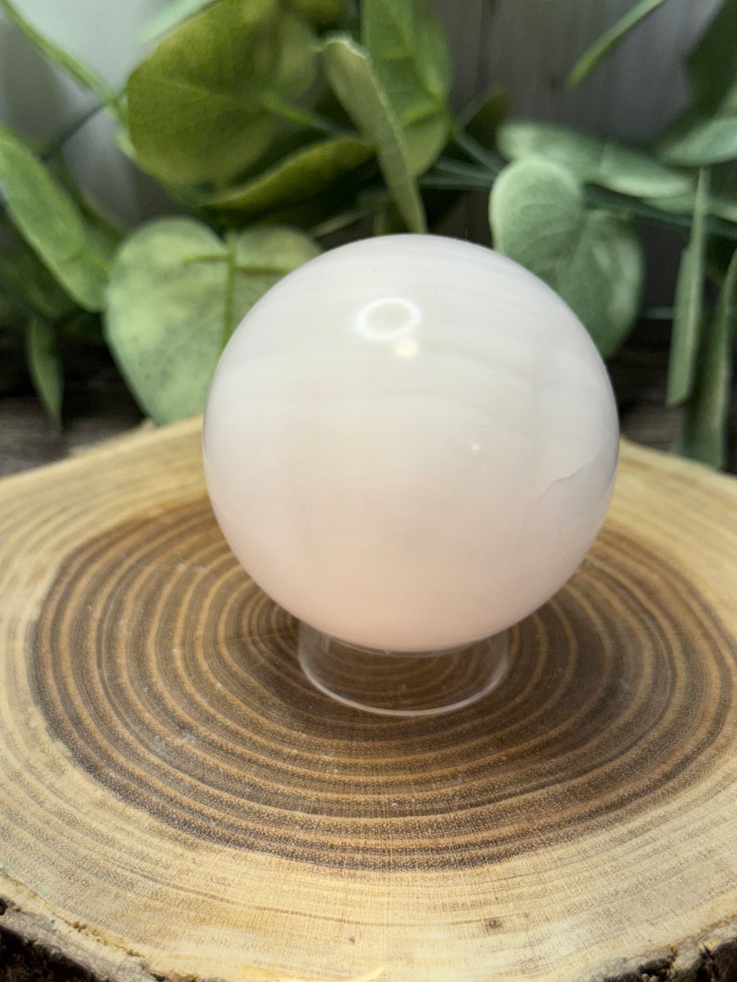 Mangano Calcite Sphere