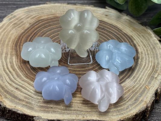 Four Leaf Clovers - Cats Eye Crystal