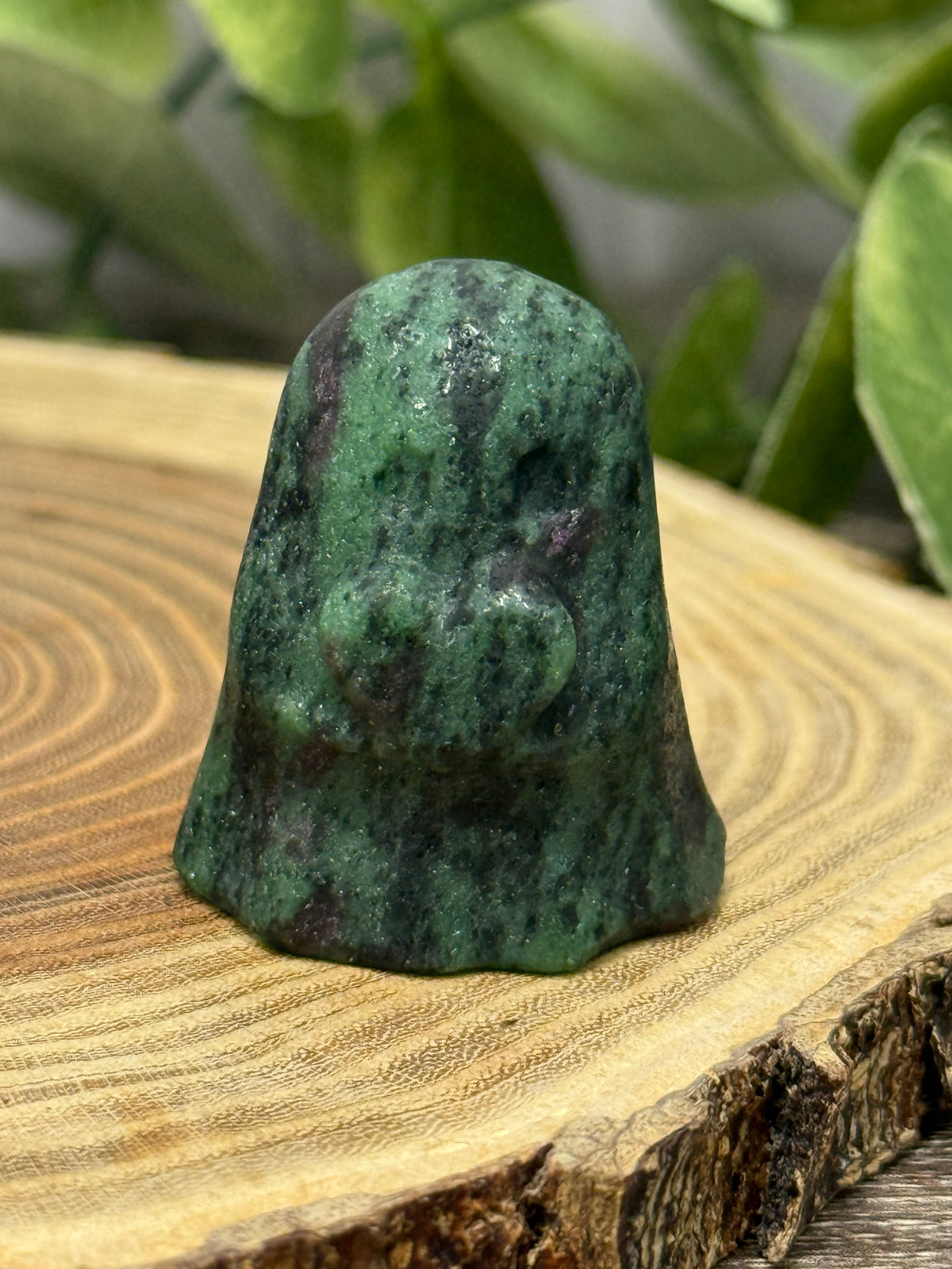 Crystal Ghost Carving Holding A Heart