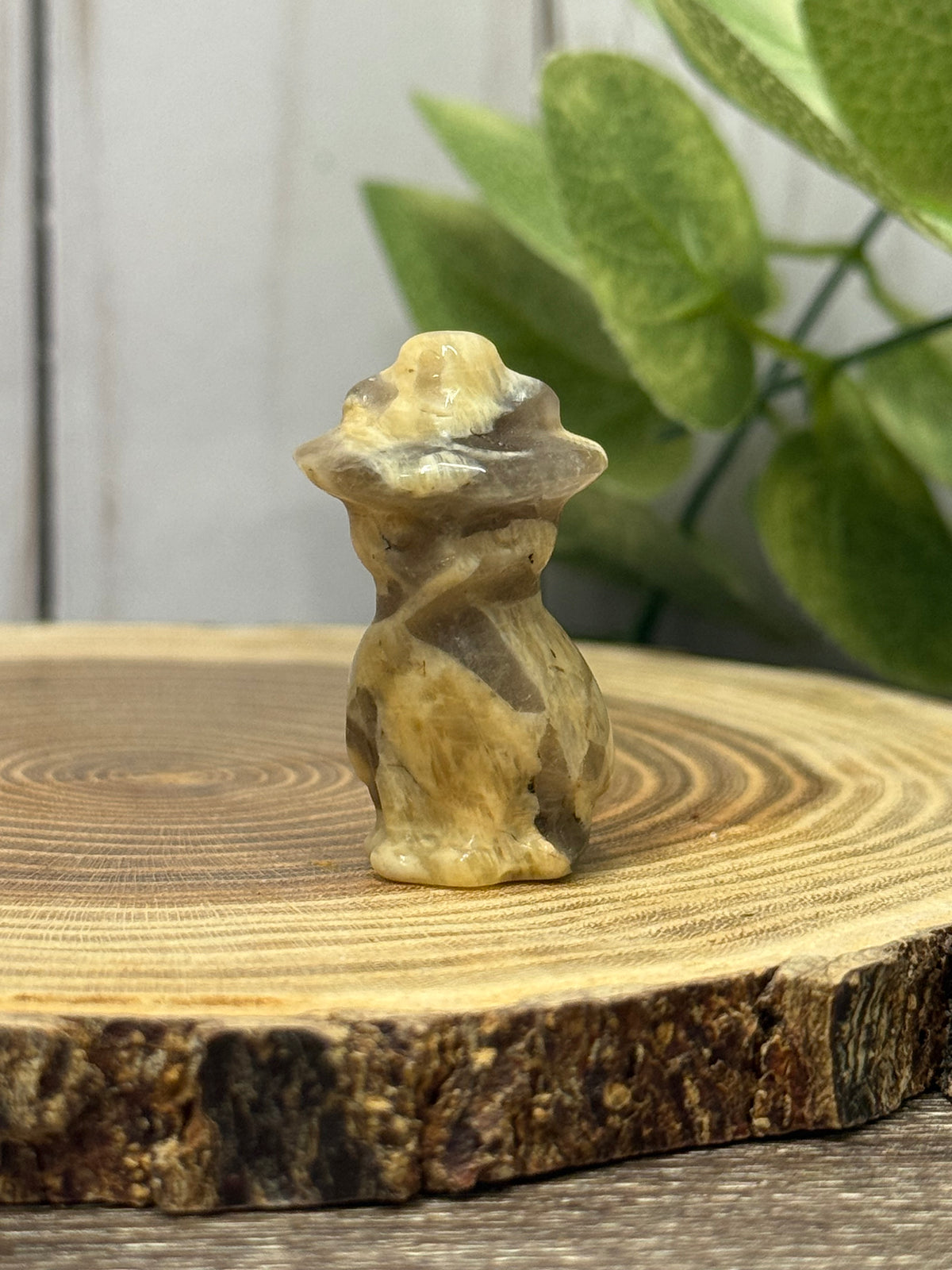Crystal Cats with Hats Carvings