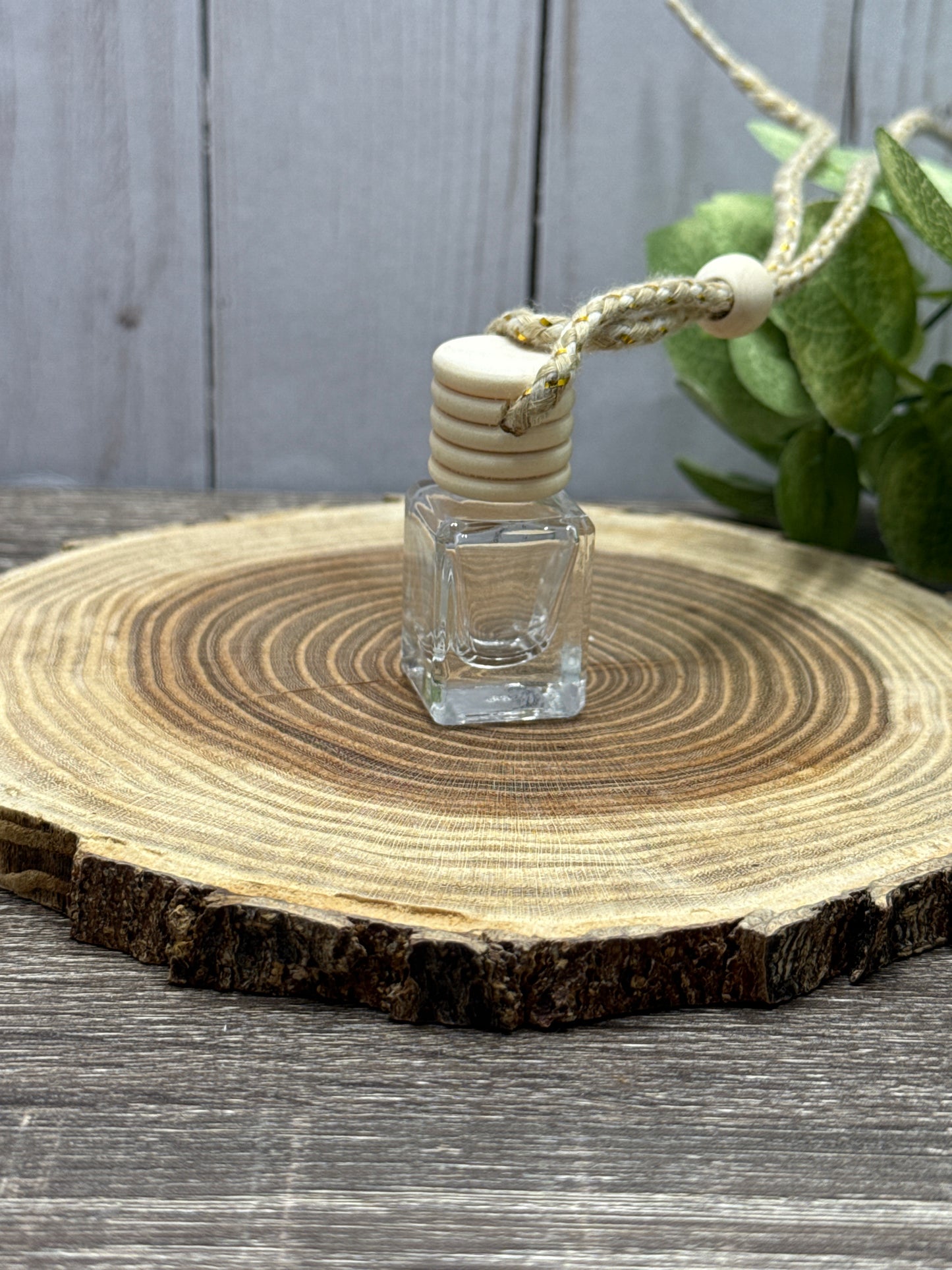 Small Fancy Bottle 8mL