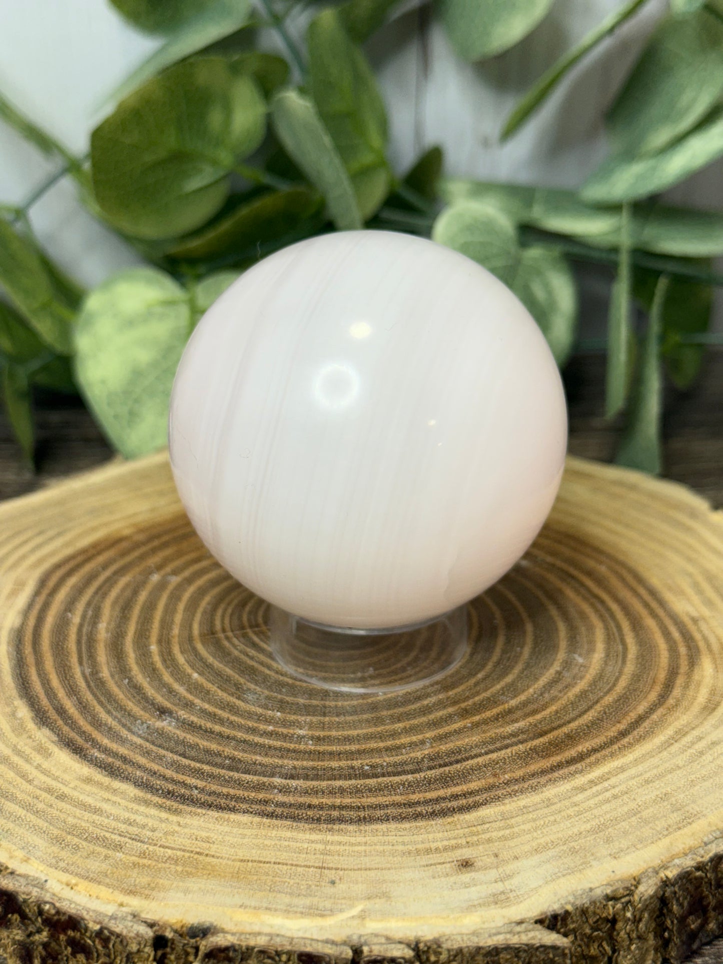 Mangano Calcite Sphere