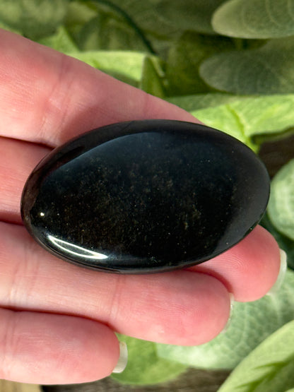 Obsidian Palm Stones
