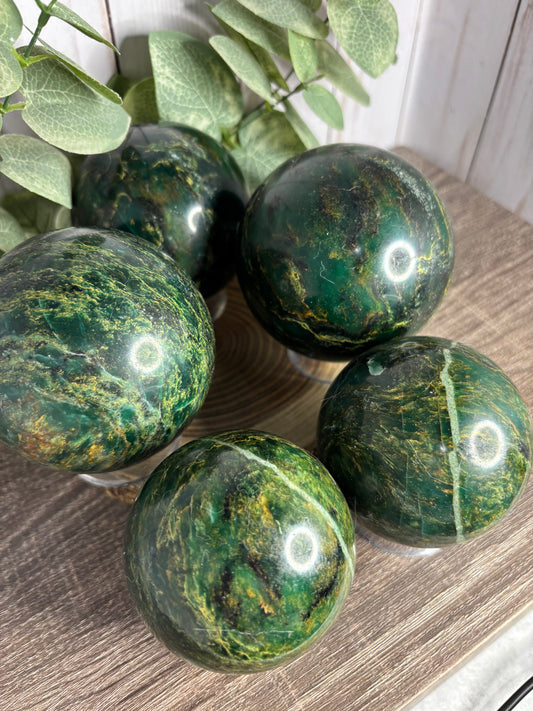 Emerald Spheres