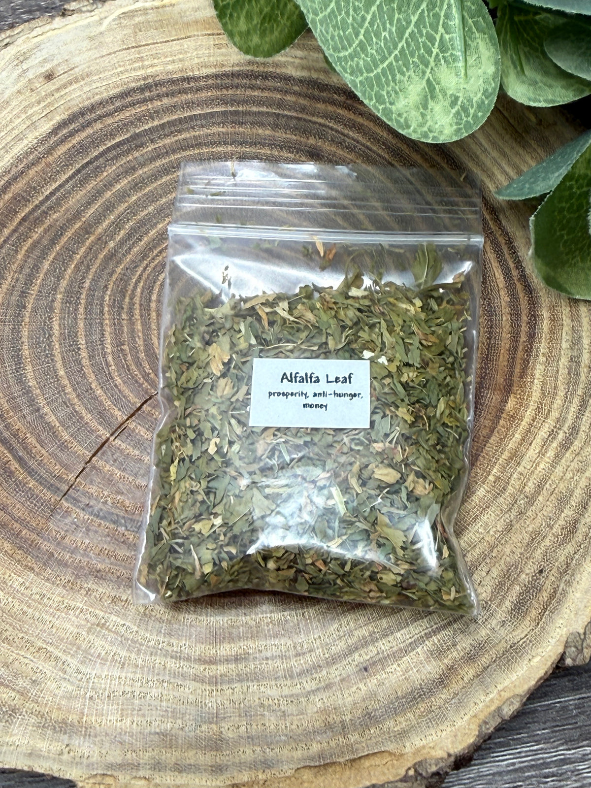 Alfalfa Leaf - Magick Herbs (Bagged)