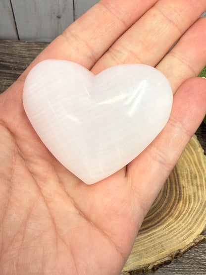 Mangano Calcite Hearts