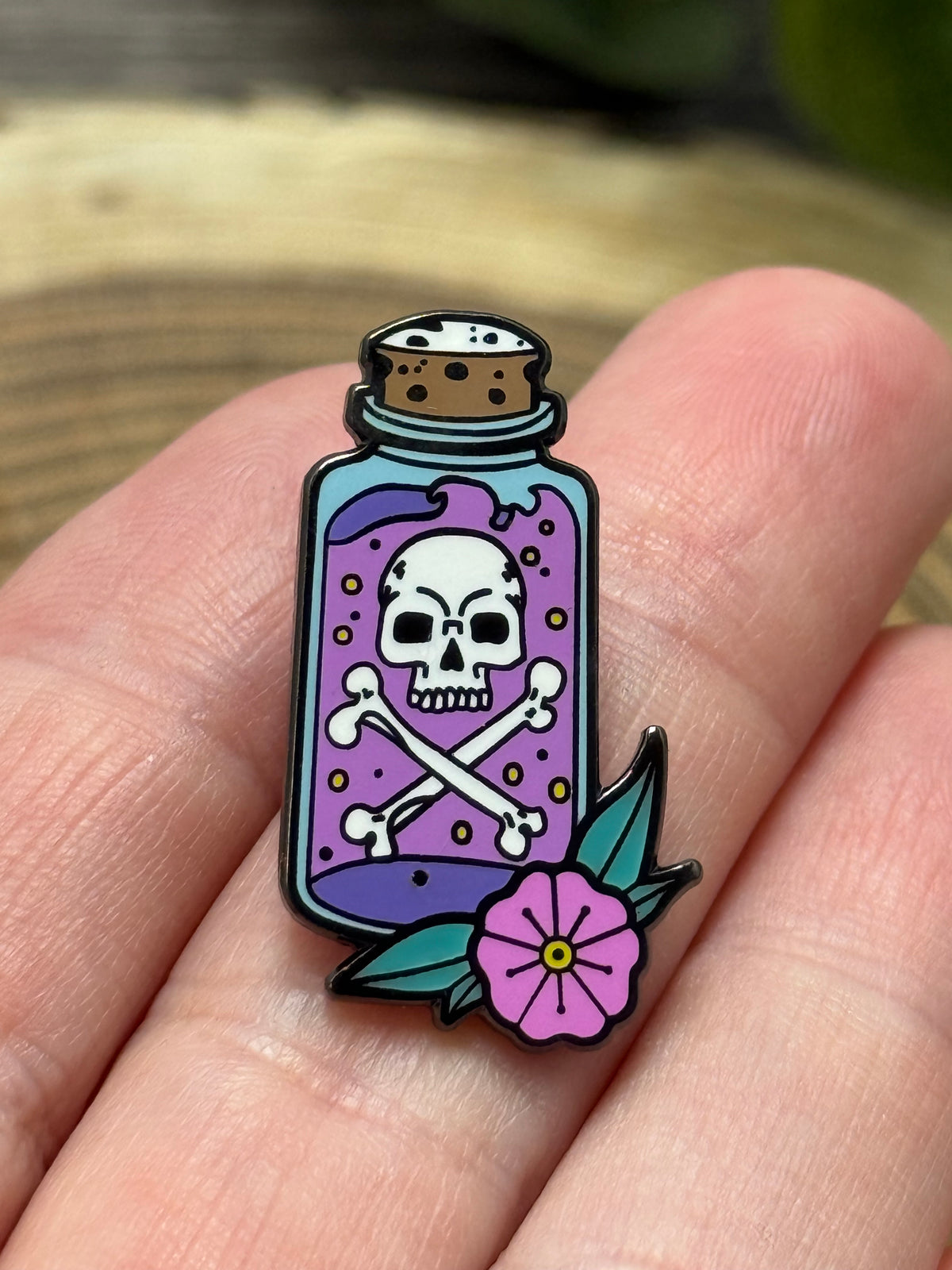 Potion Bottle, Skull crossbones, Flower Pin