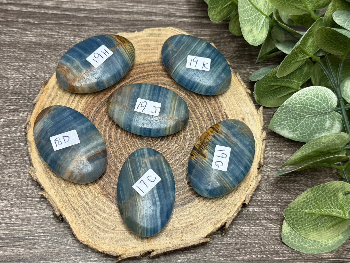 Blue Onyx Palm Stone