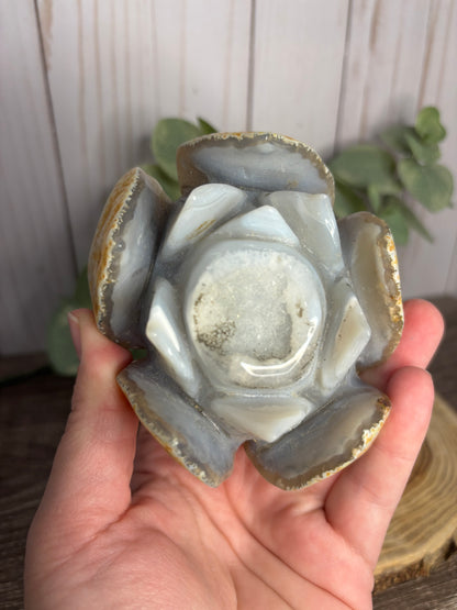 Druzy Agate Lotus Flowers