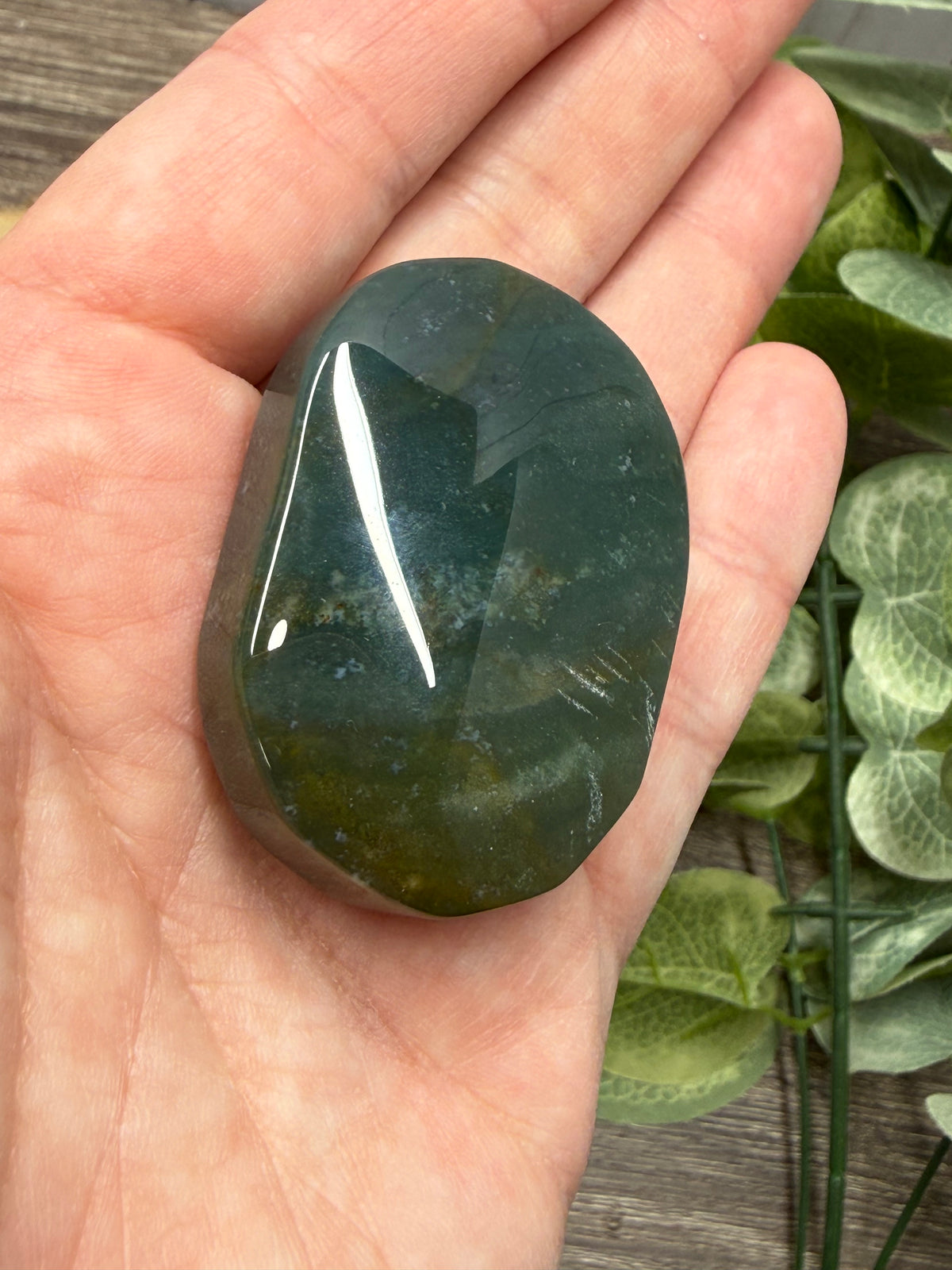 Moss Agate Palm Stones