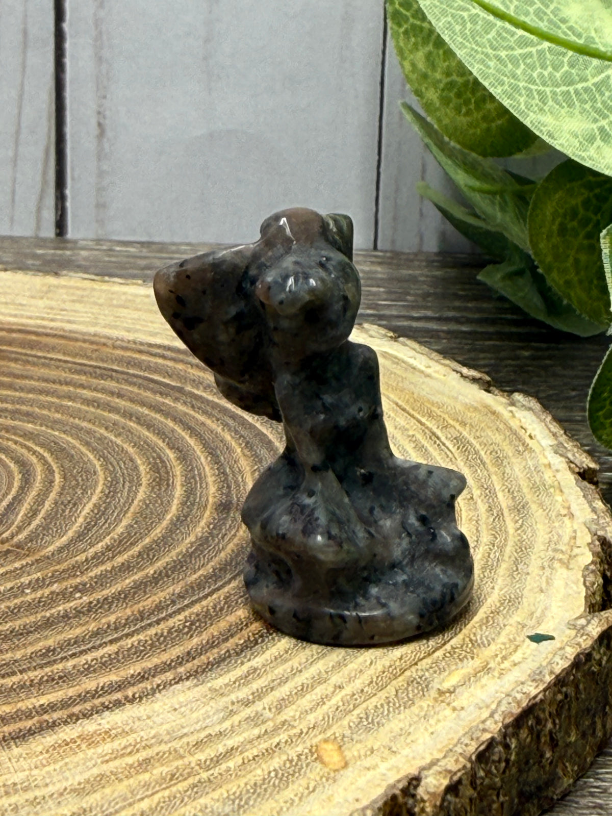 Fluorite Fairy Tinkerbell Carving