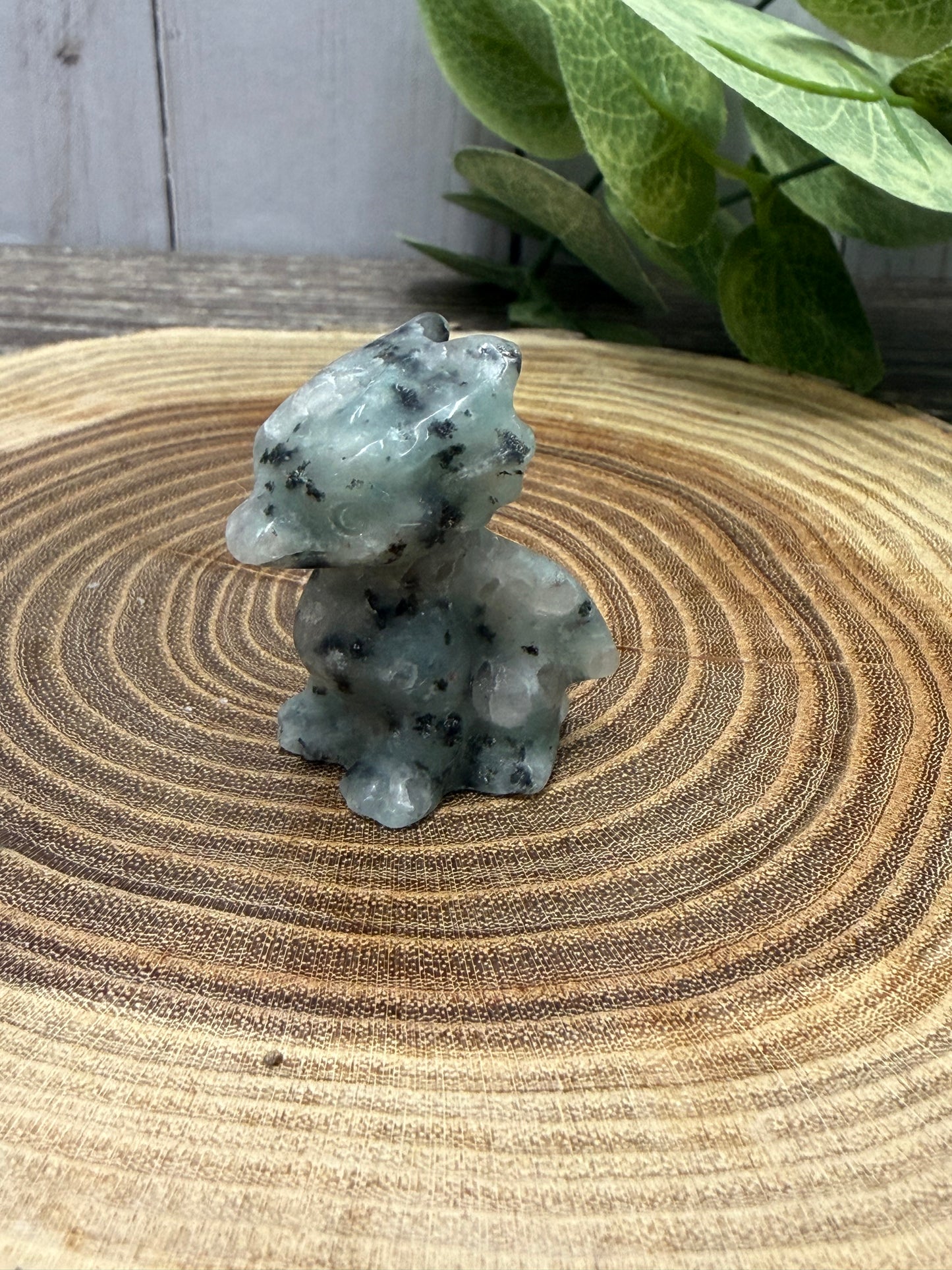 Small Dragon Carvings - Two Styles