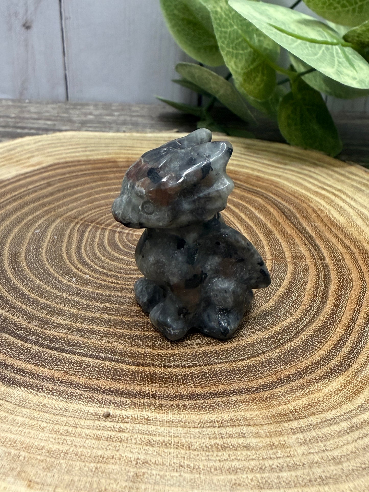 Small Dragon Carvings - Two Styles