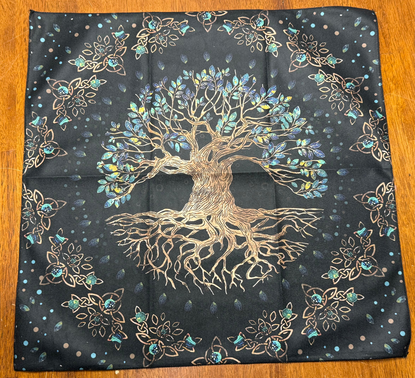 Altar Cloth suede - Tree of Life, Celtic knots in circular pattern