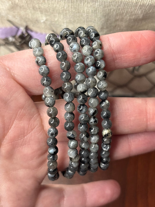 Larkavite - Bracelet 4 mm