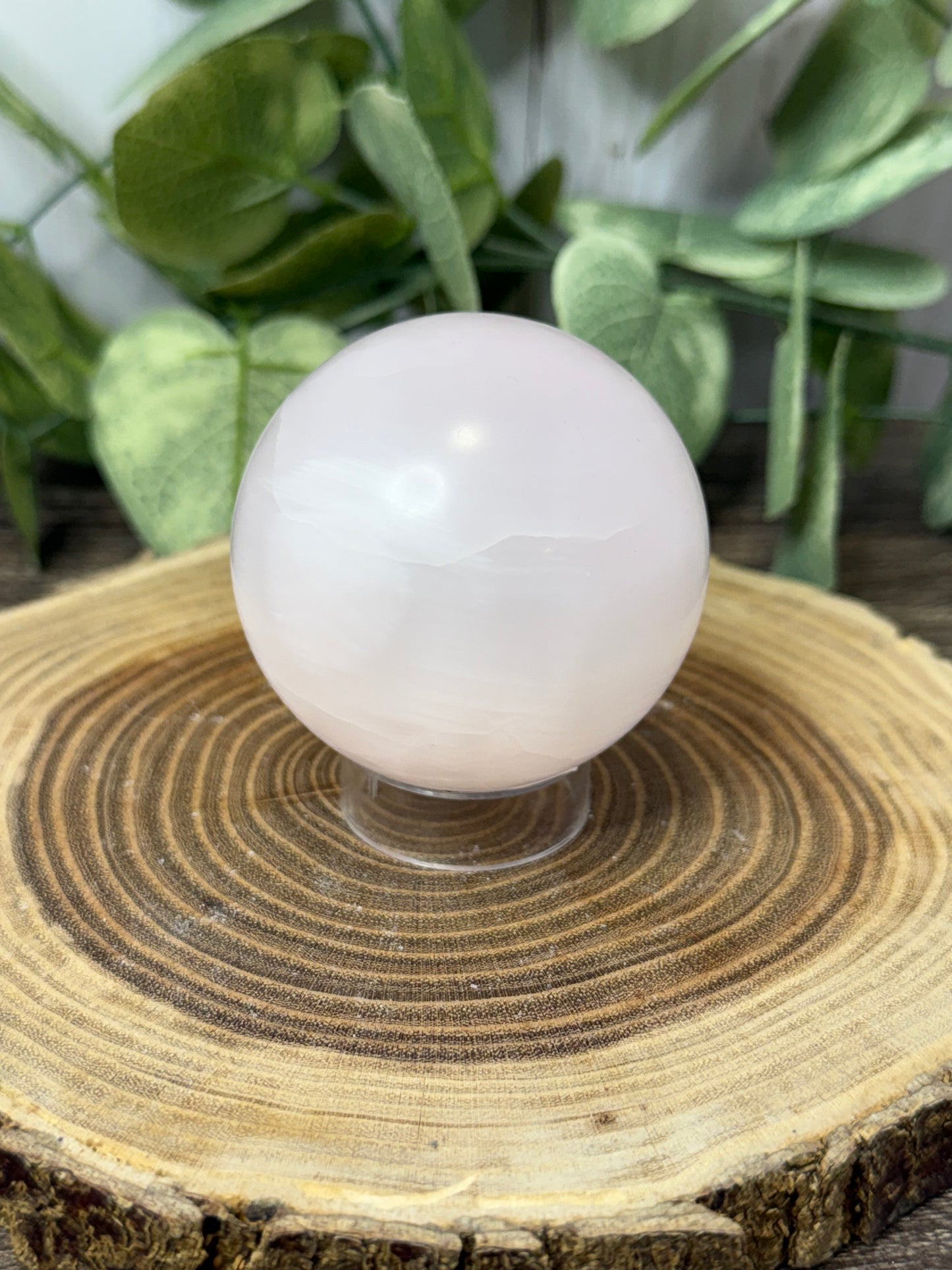 Mangano Calcite Sphere