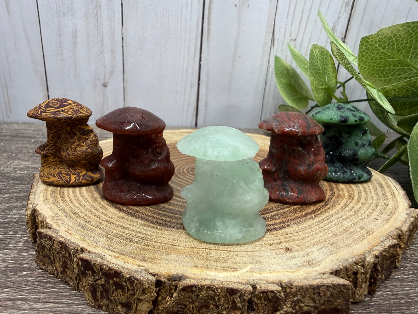 Owl with Mushroom - small carvings
