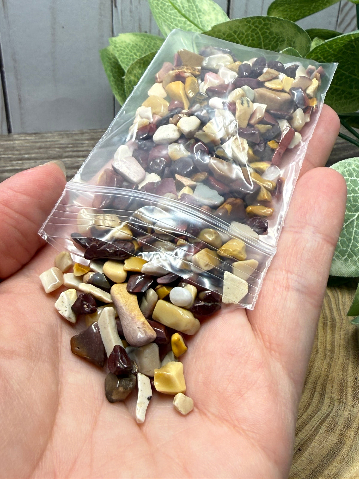 Mookaite Crystal Chip Bag