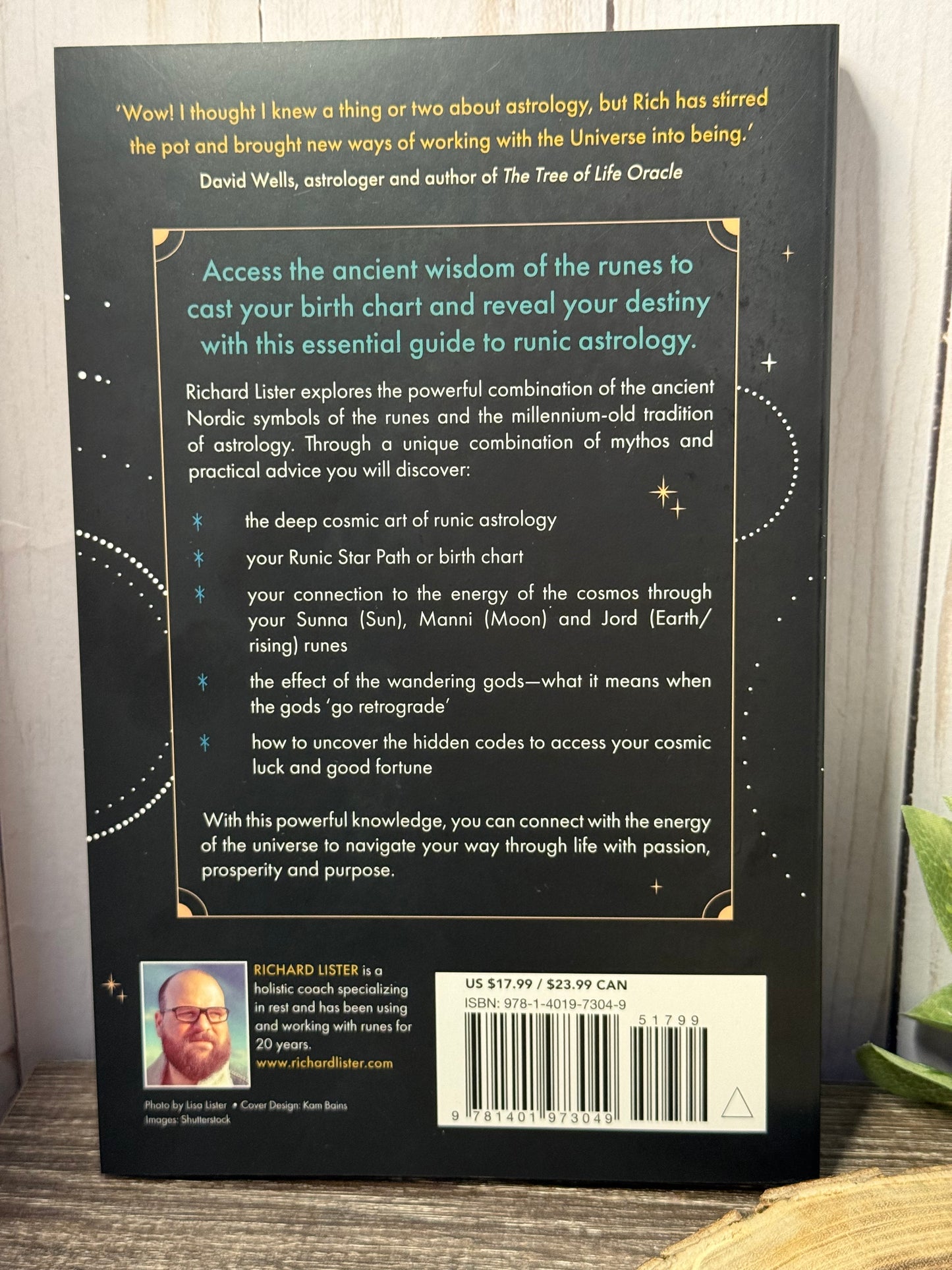 The Book of Runic Astrology: Unlock the Ancient Power of Your Cosmic Birth Runes
