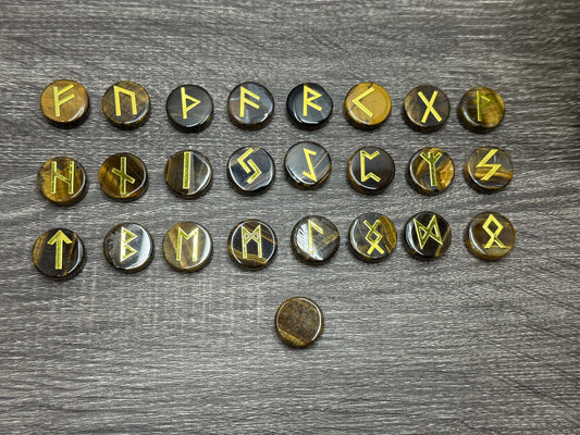 Tigers Eye Rune SetElder Futhark Lettering