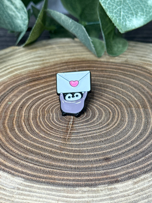 Baby Penguin with Envelope and Heart Pin