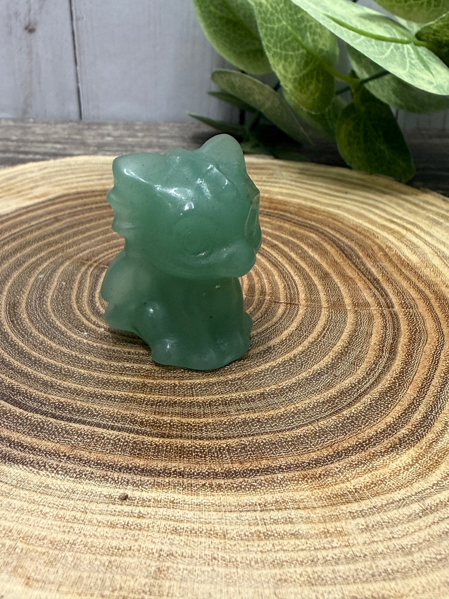 Small Dragon Carvings - Two Styles