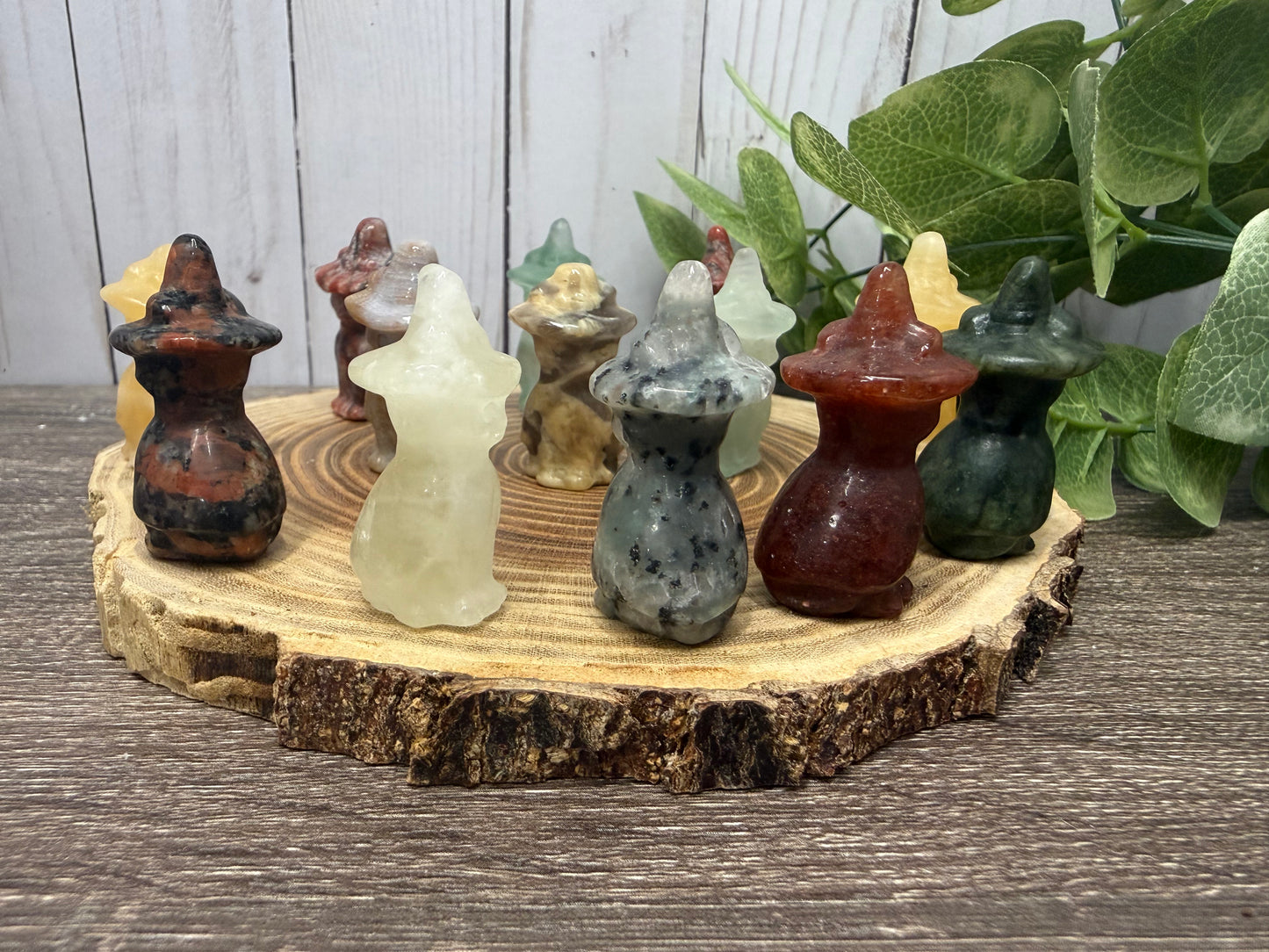 Crystal Cats with Hats Carvings