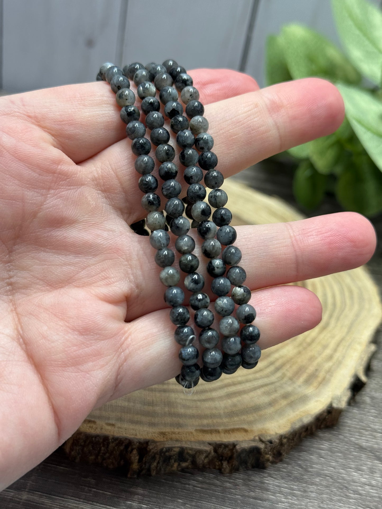 Larvakite - Bracelet 4 mm