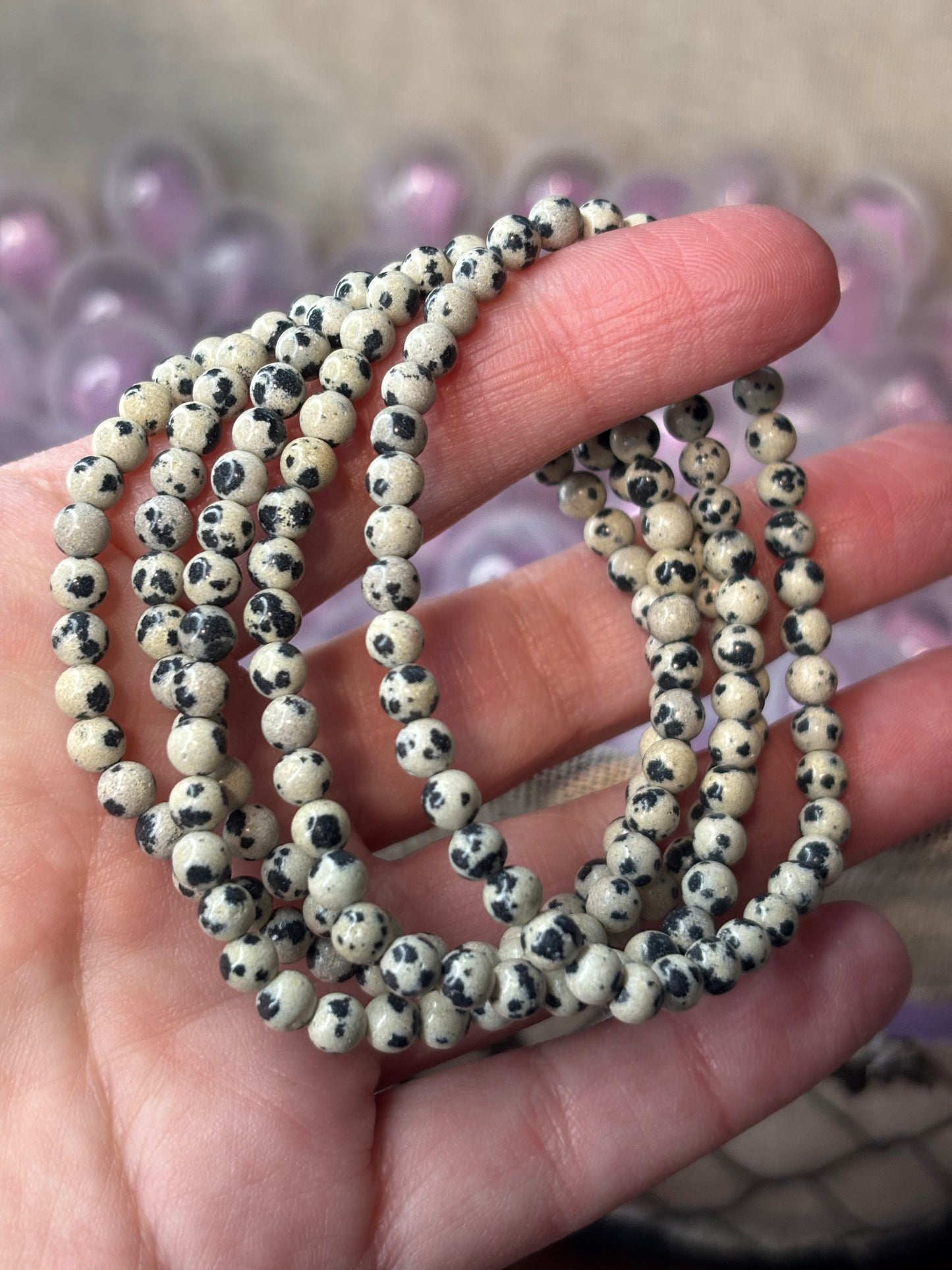 Dalmation Jasper- Bracelet 4 mm