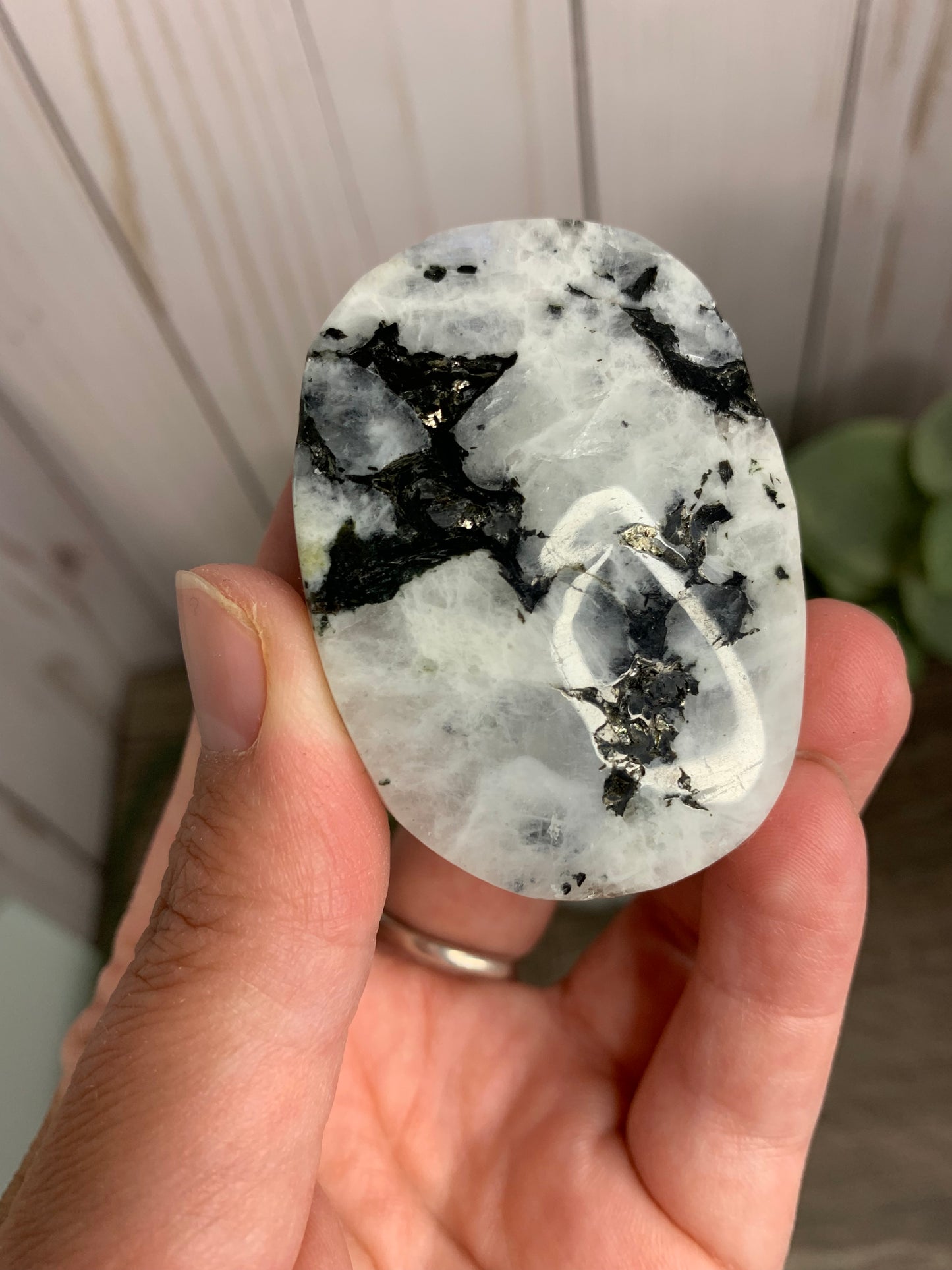 Moonstone Palm Stone