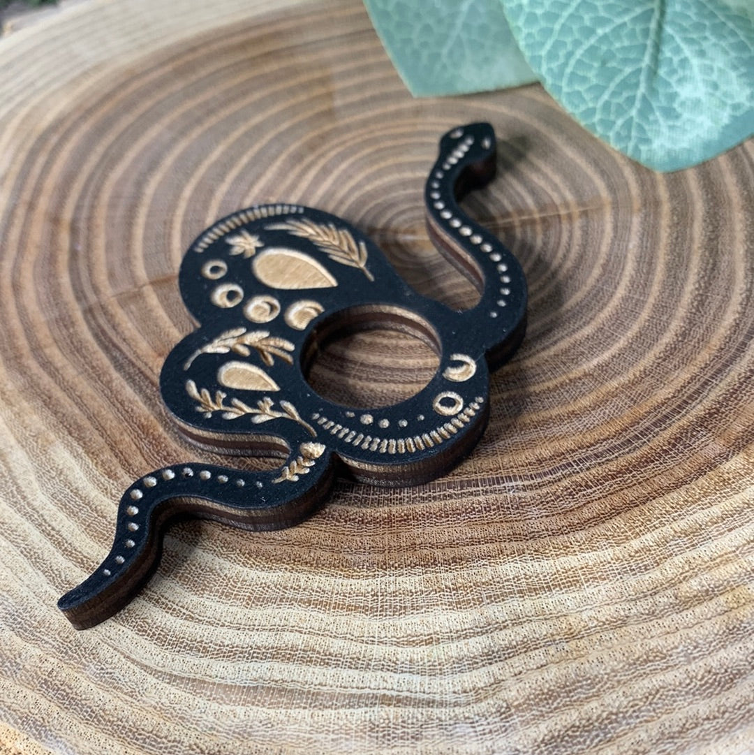 Snake Wooden Sphere Stand