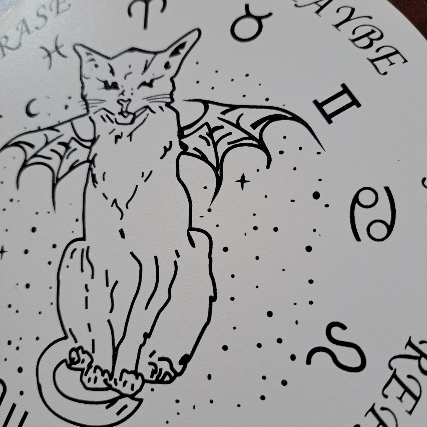 Pendulum Board - Cat Bat White