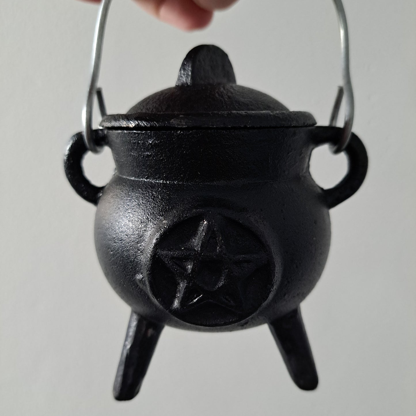 Cast Iron Cauldron 4.5-inch Pentacle