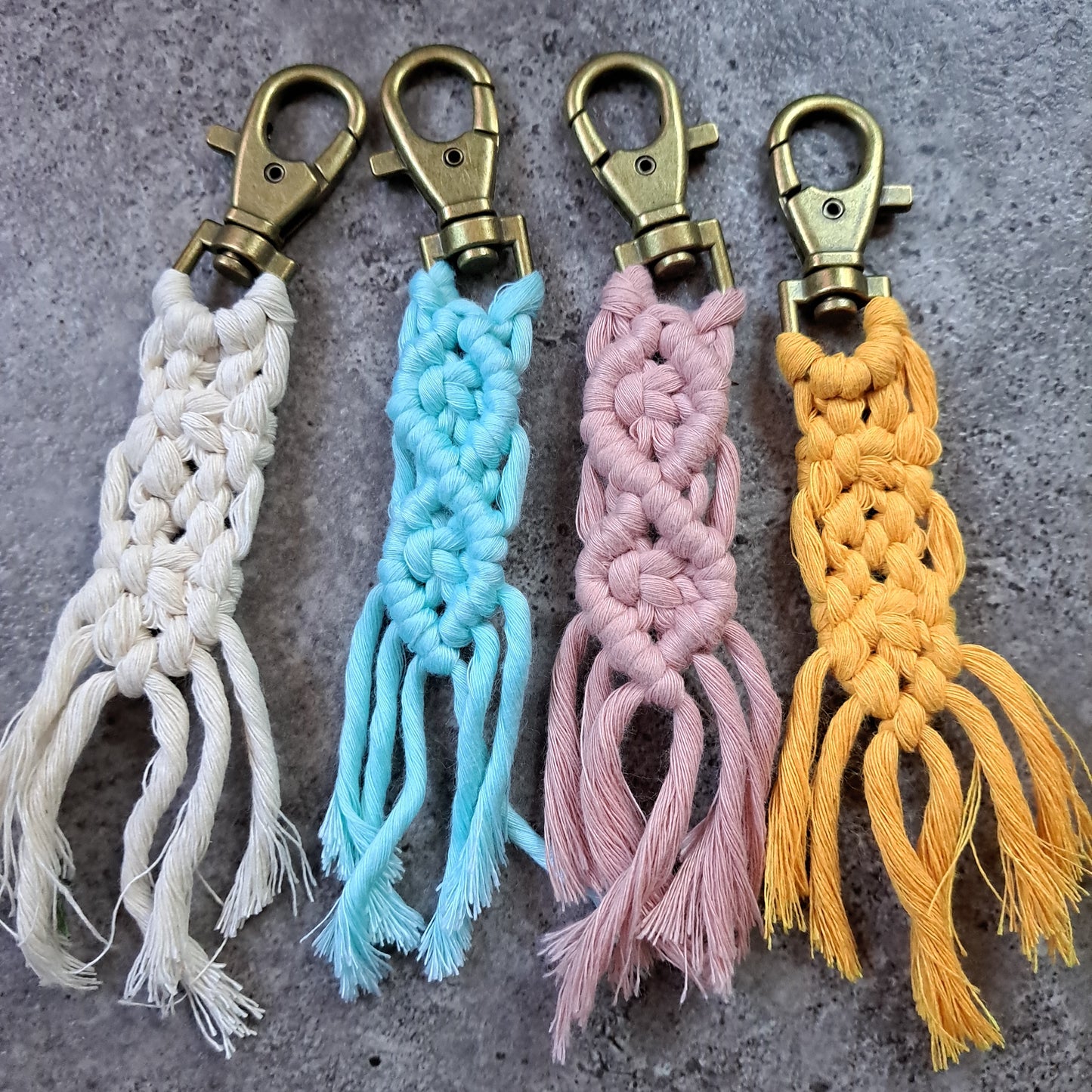 Mini Macrame Key Chain - Ivory