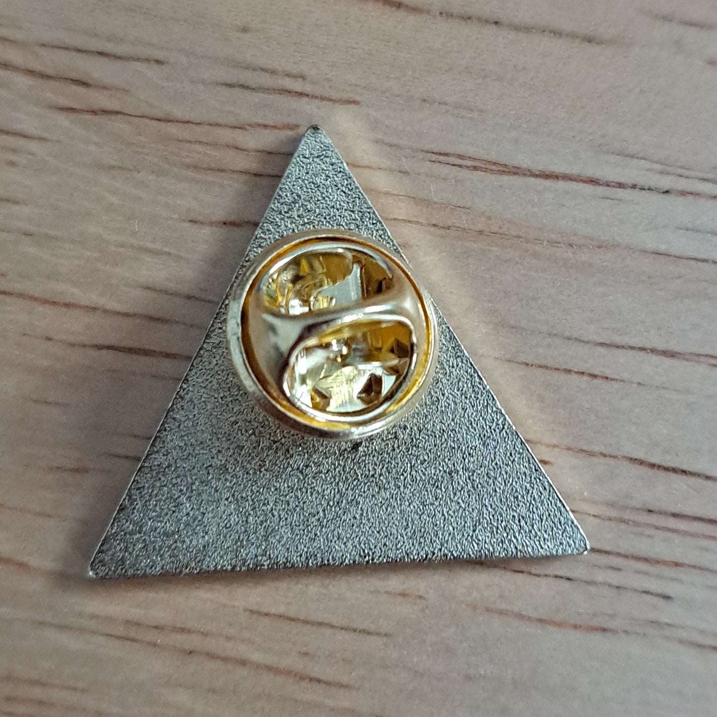 Mountain Scene, Triangle Pin