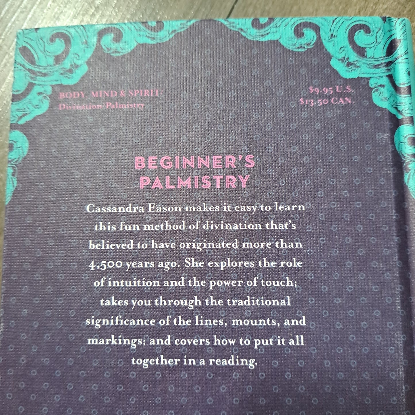 A Little Bit of Palmistry: An Introduction to Palm Reading (Little Bit Series)