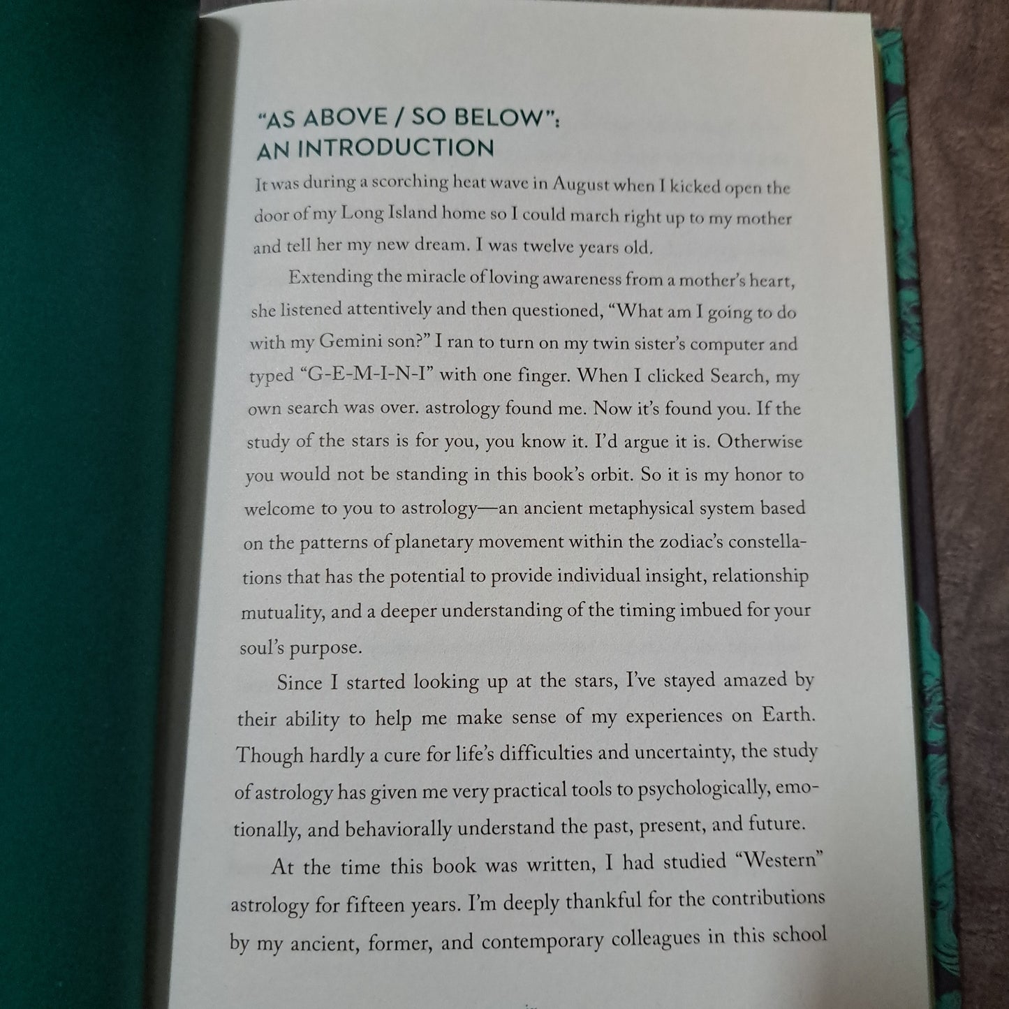 A Little Bit of Astrology: An Introduction to the Zodiac (Little Bit Series)