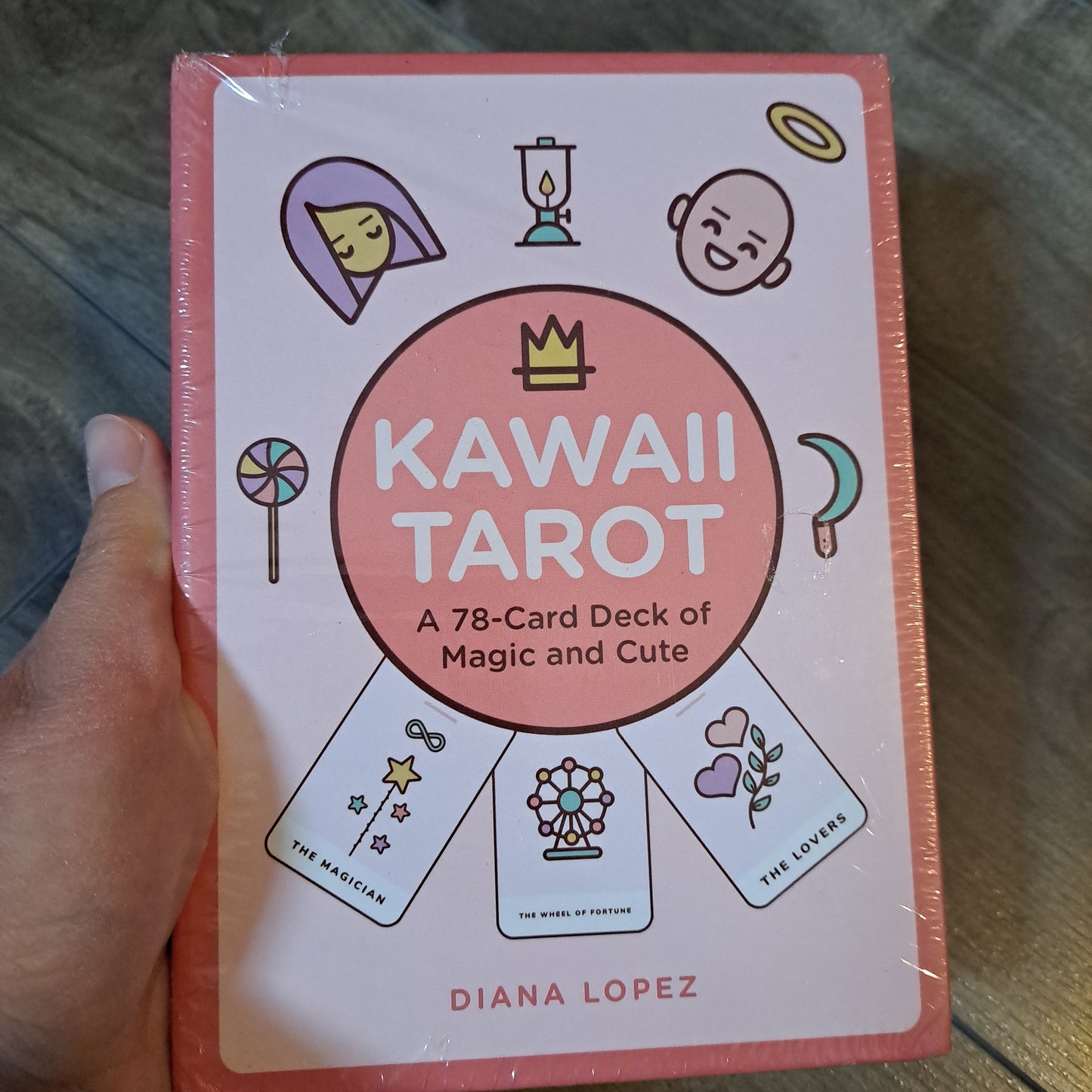 Kawaii Tarot: A 78-Card Deck of Magic and Cute