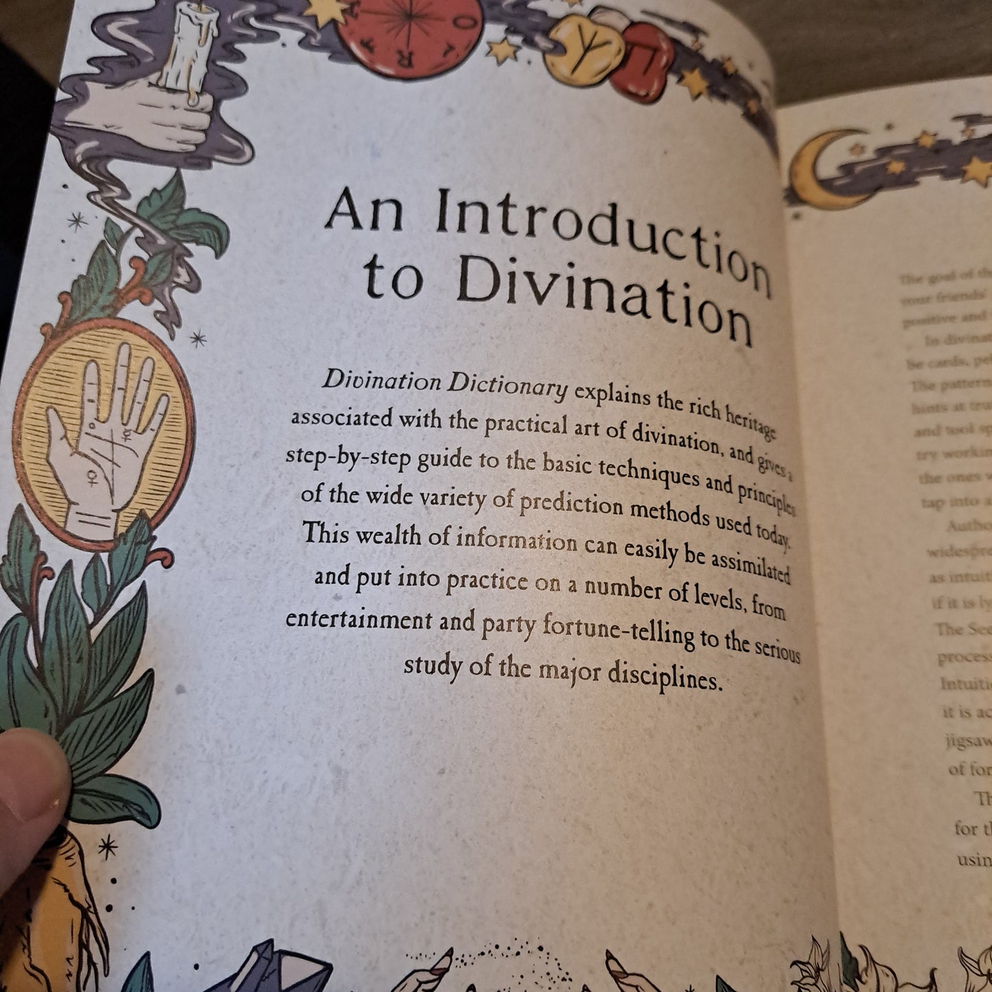 Divination Dictionary: A Beginner's Guide to Fortune-Telling