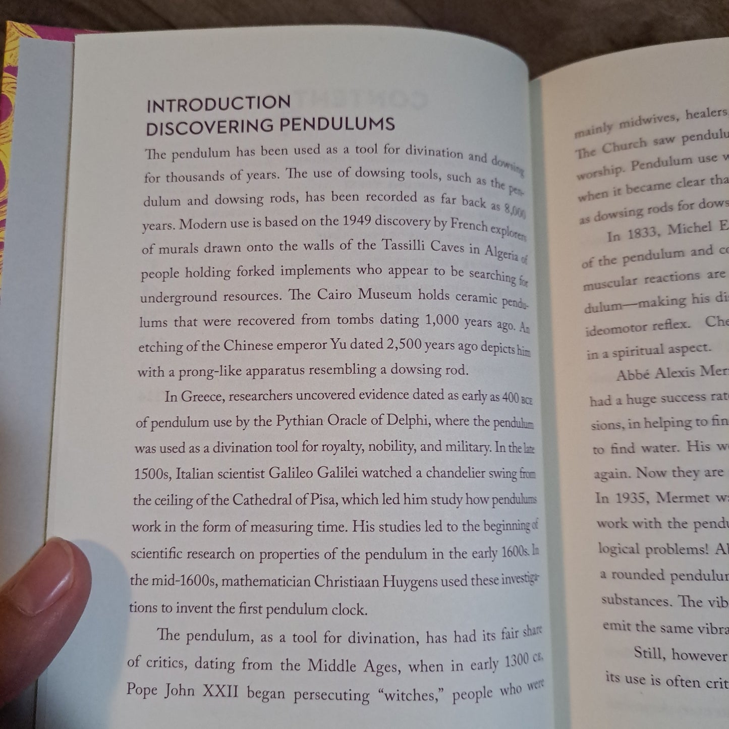 Pendulums: An Introduction to Pendulum Divination (A Little Bit of, Bk. 17)