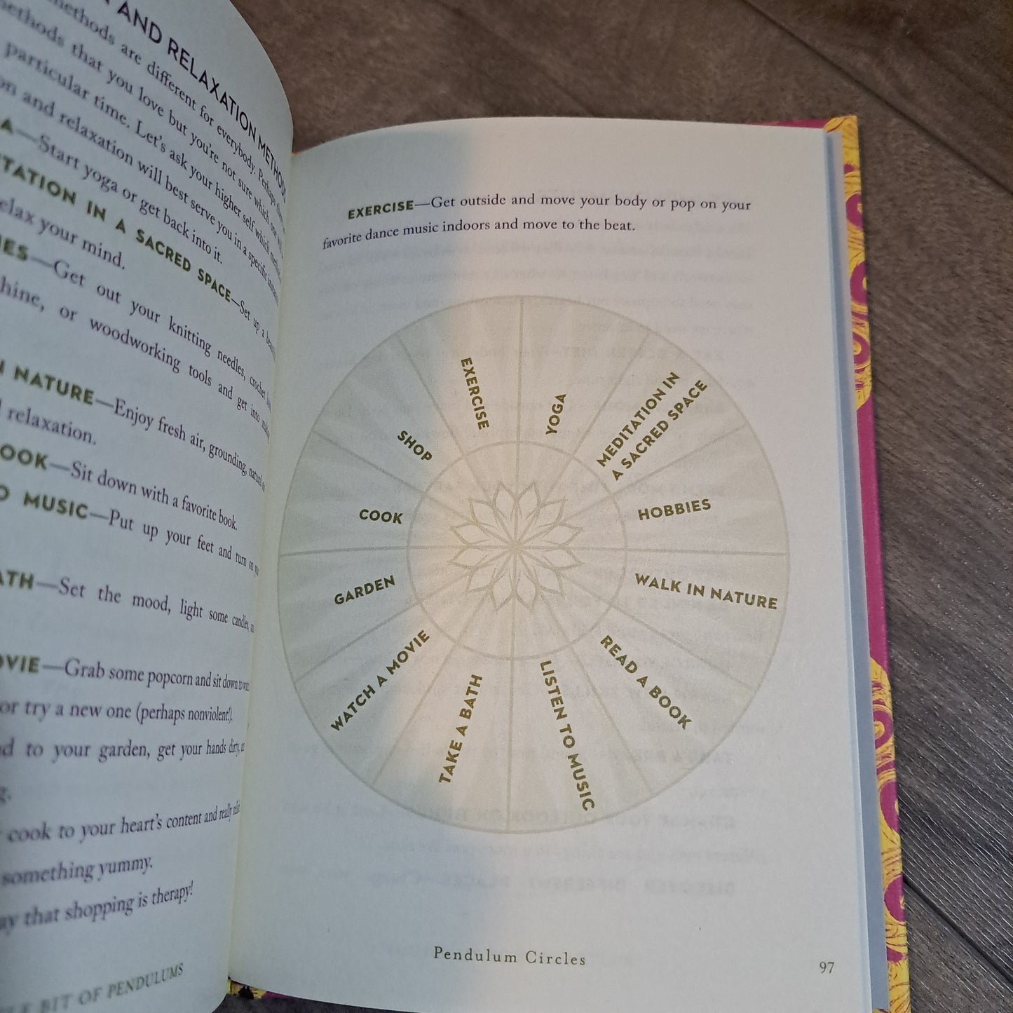 Pendulums: An Introduction to Pendulum Divination (A Little Bit of, Bk. 17)