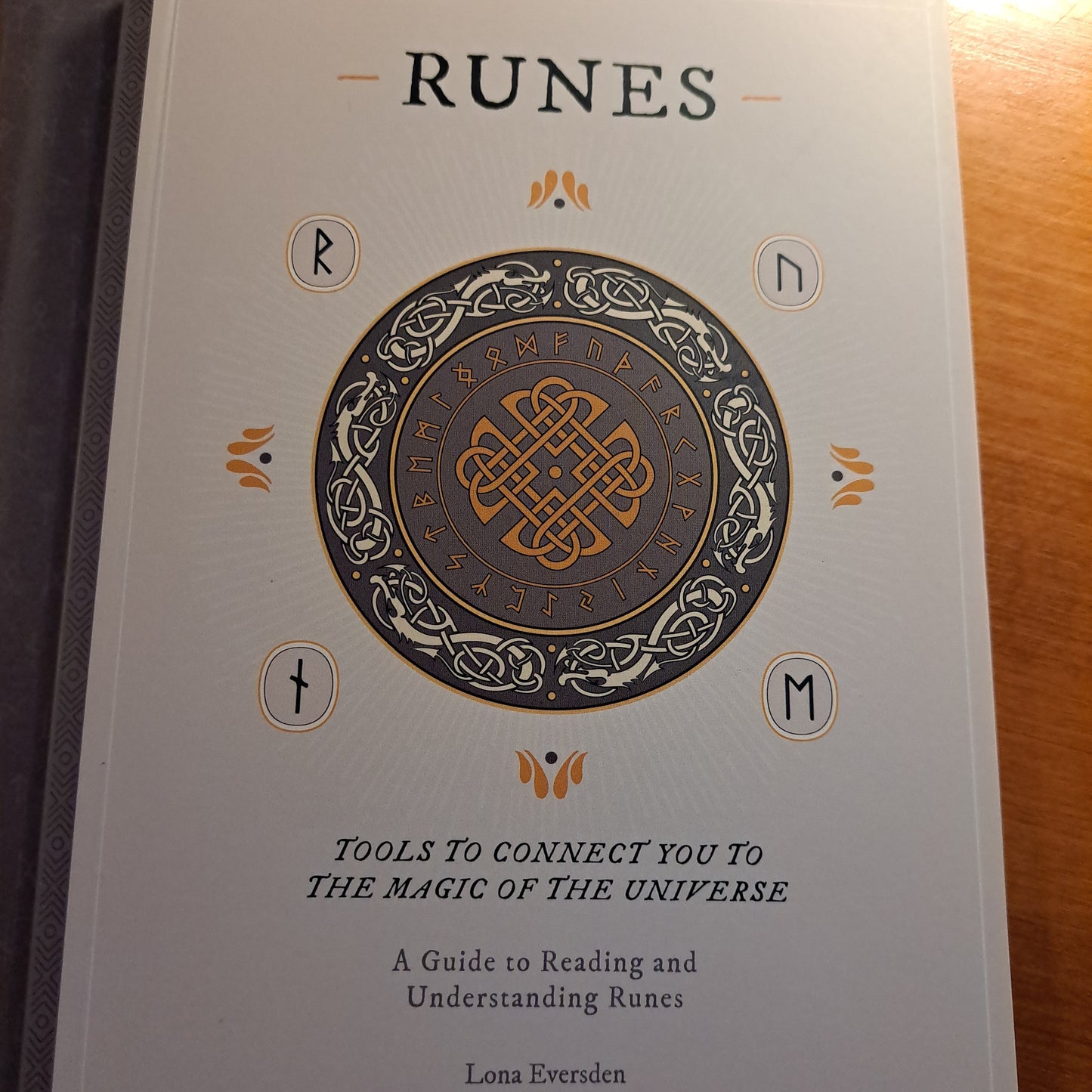 The Runes Box