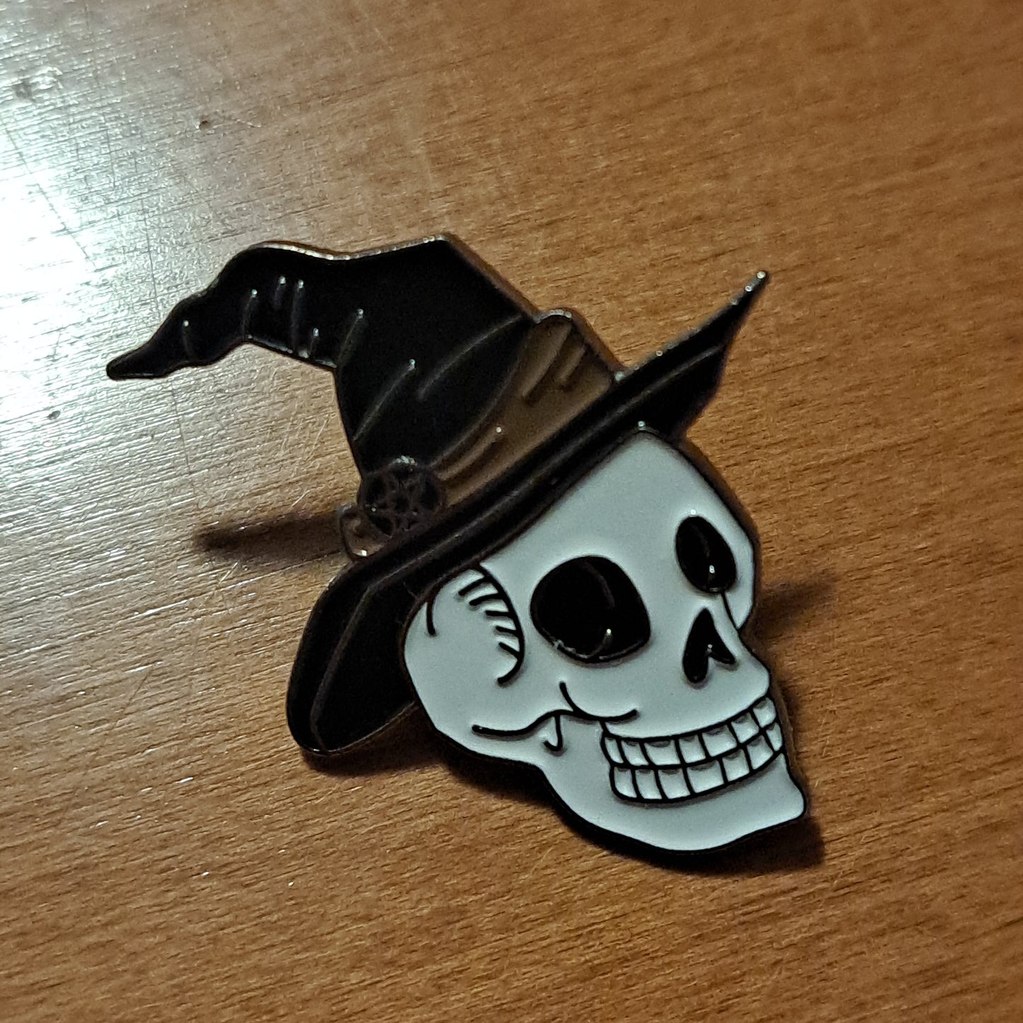 Skull with Witch Hat Pin