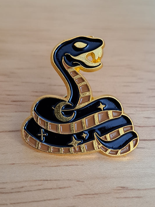 Snake Pin - Black (slightly larger than the brown)