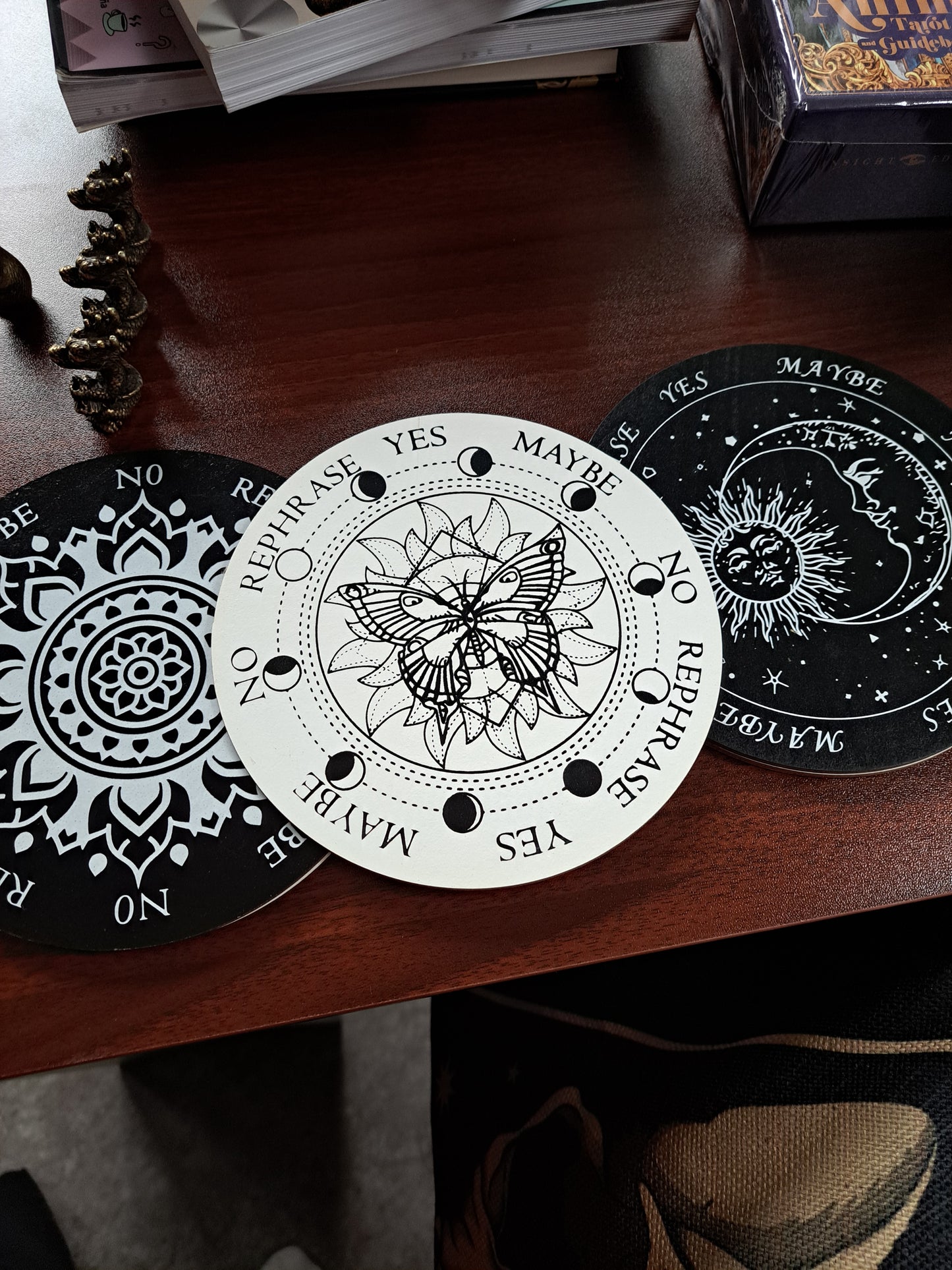 Pendulum Board - Mandala Flower Black