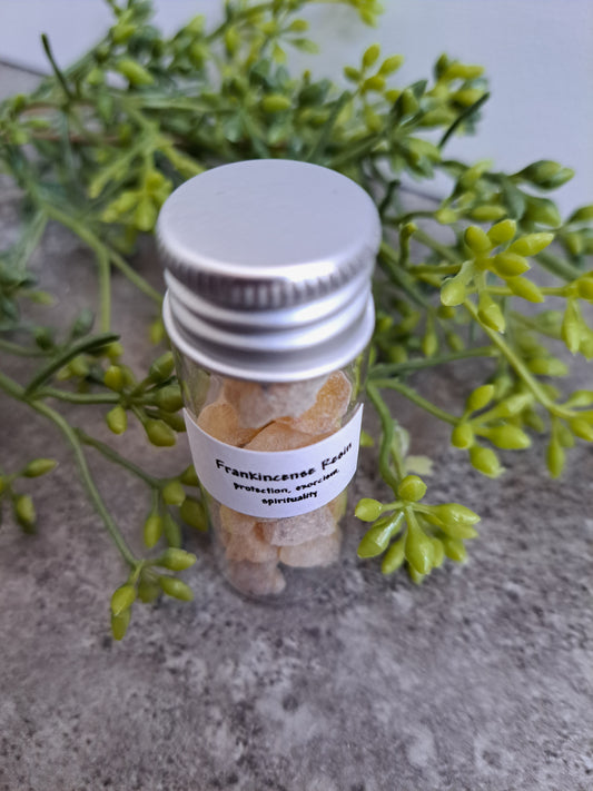 Frankincense resin/tears, organic - Magick Herbs (Bagged)